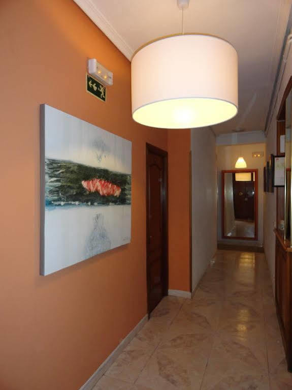 Hostal Fuencarral Kryse Madryt Zewnętrze zdjęcie